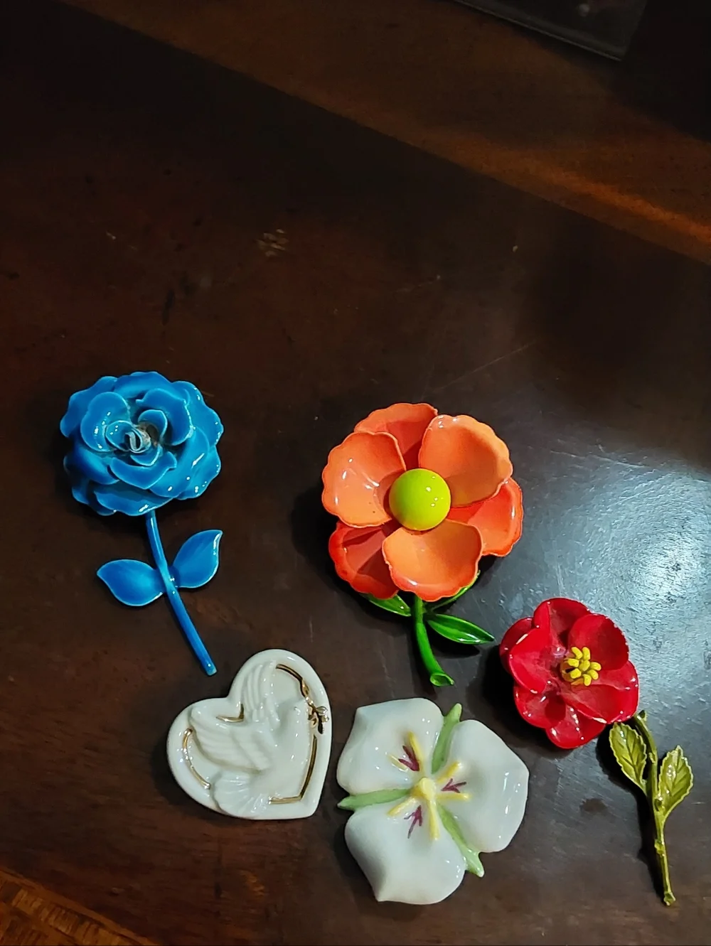 Lenox Blue, Coral, Red and White Floral Brooch Lot - Picture 5 of 5